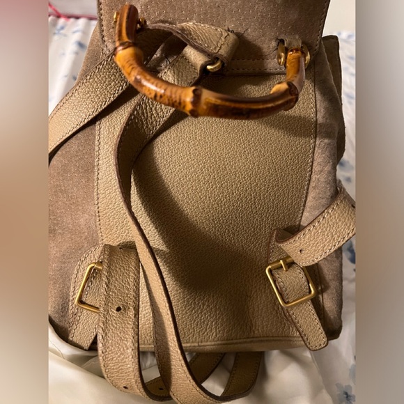 Gucci bamboo camel suede mini backpack 🎒 🥰🌹❤️🤗 - Picture 3 of 16